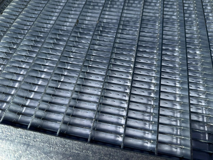 kratownica seratowana - z obramowaniem